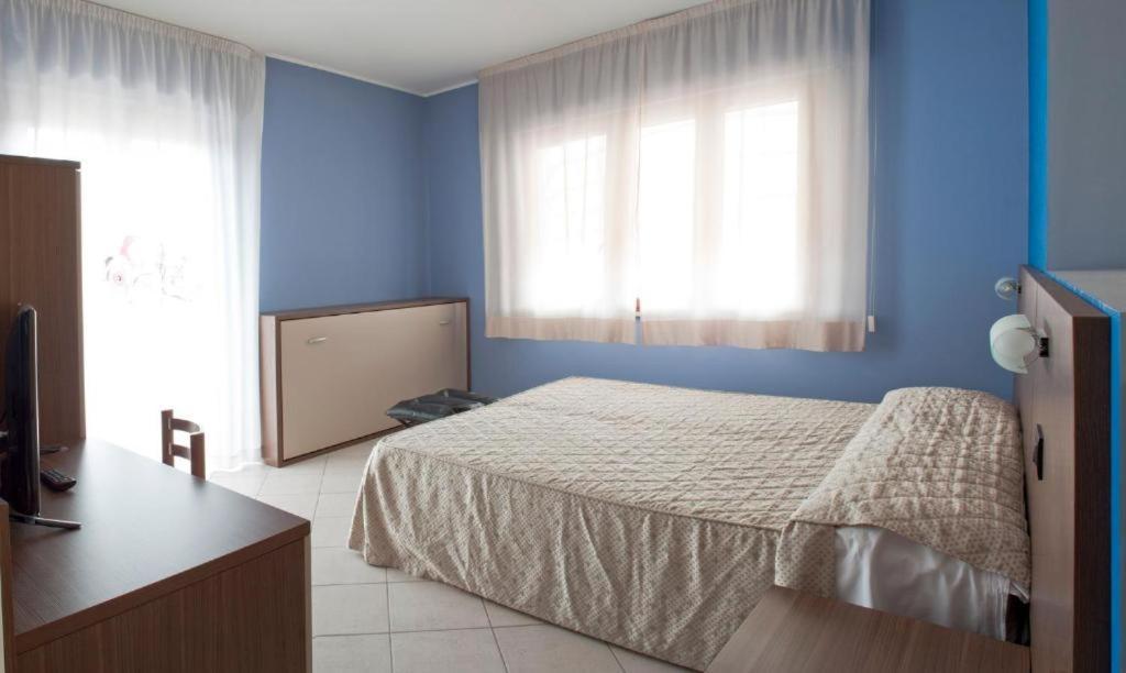 Hotel La Lanterna Silvi Marina Esterno foto