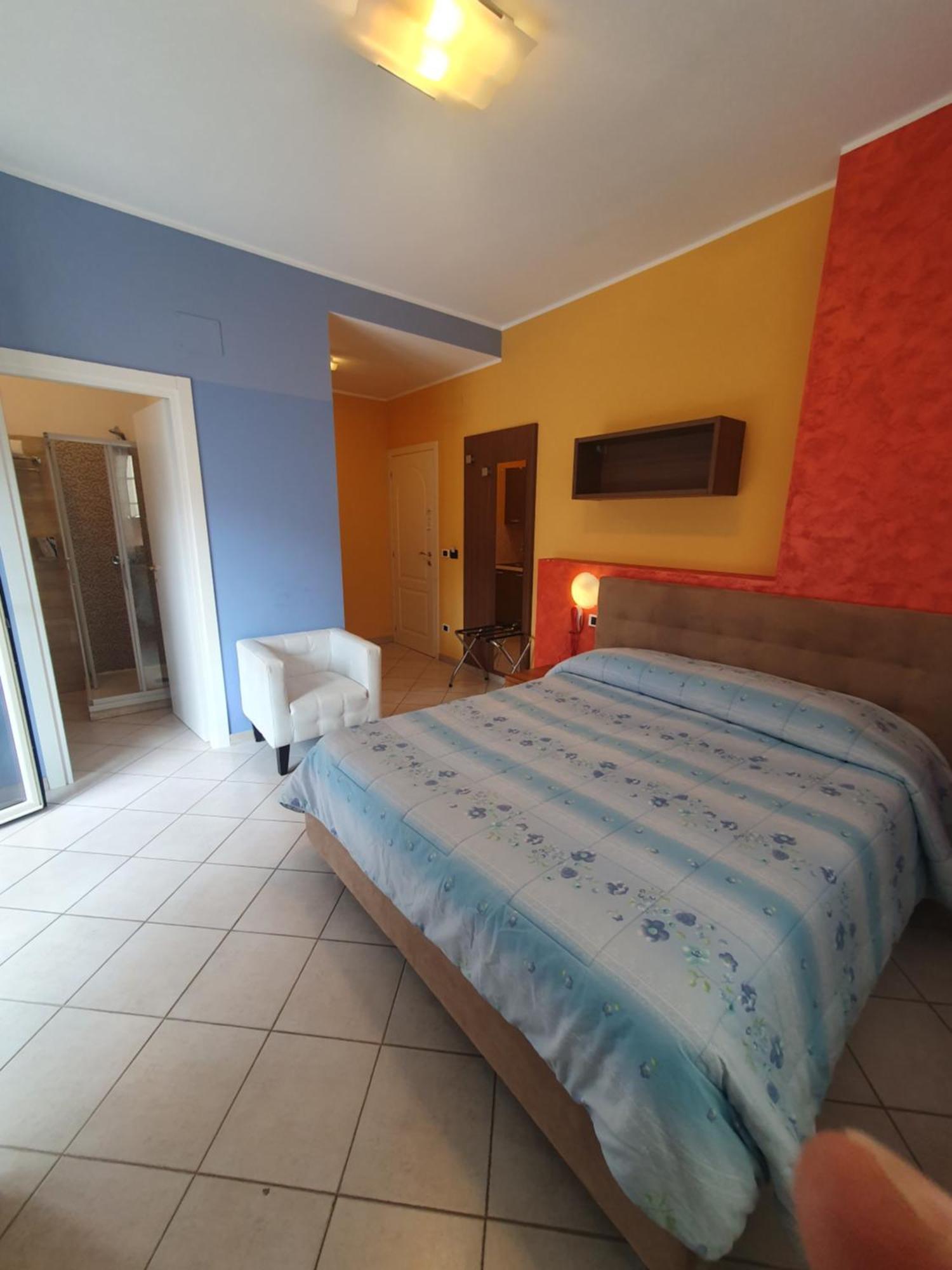 Hotel La Lanterna Silvi Marina Esterno foto