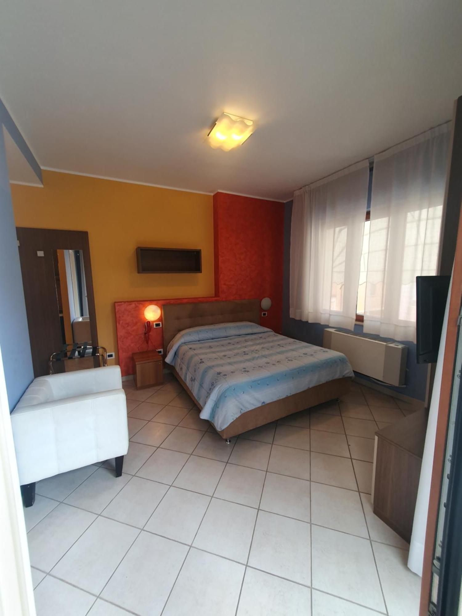 Hotel La Lanterna Silvi Marina Esterno foto